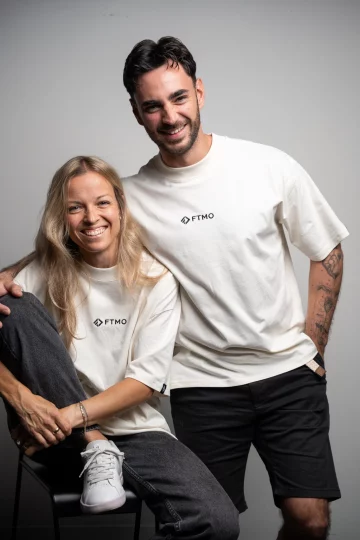 FTMO embroidered logo T-shirt